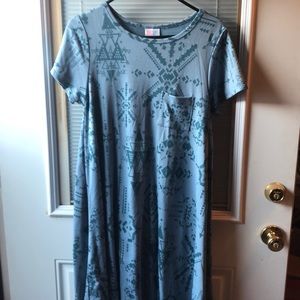 Small LuLaRoe Carly